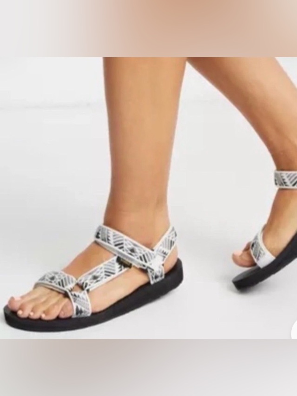Teva Original Universal Sandal Black Gray White Single Strap Boomerang Size 6